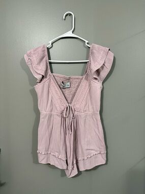 Hollister Dusty Pink Ruffle Sleeve V-Neck Blouse